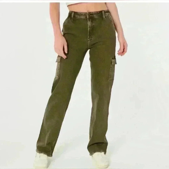 Women’s Hollister NWT Ultra High Rise Dad Jeans - Green- Size 0R - Picture 2 of 8
